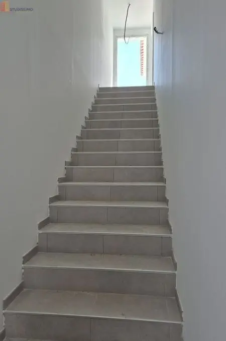 Studio 28m² Marignane - DPE C, 1er étage - Photo 3