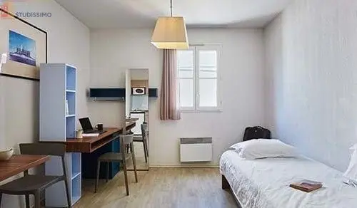 Studio meublé 17m² Marseille 1er centre - Résidence sécurisée, proche Lycée Thiers - Photo 3