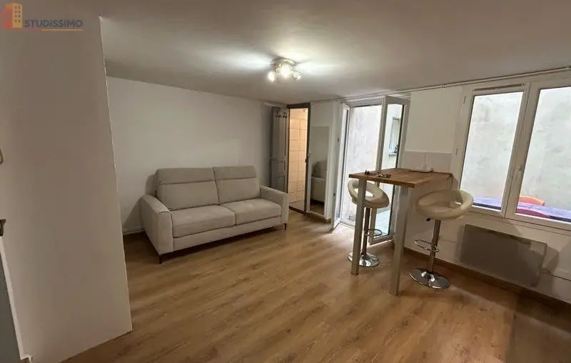 Studio meublé 21m² Narbonne - Meublé, avec cours - Photo 2