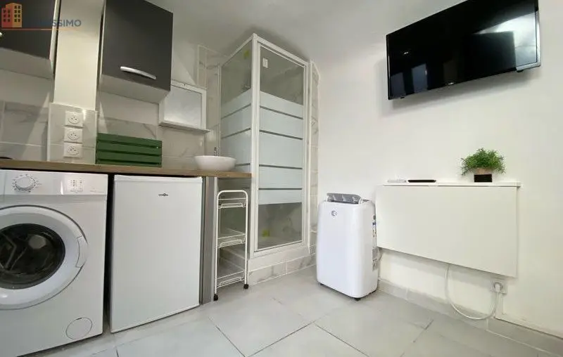 Studio meublé 10m² Marseille 2e - Meublé, dernier étage - Photo 2