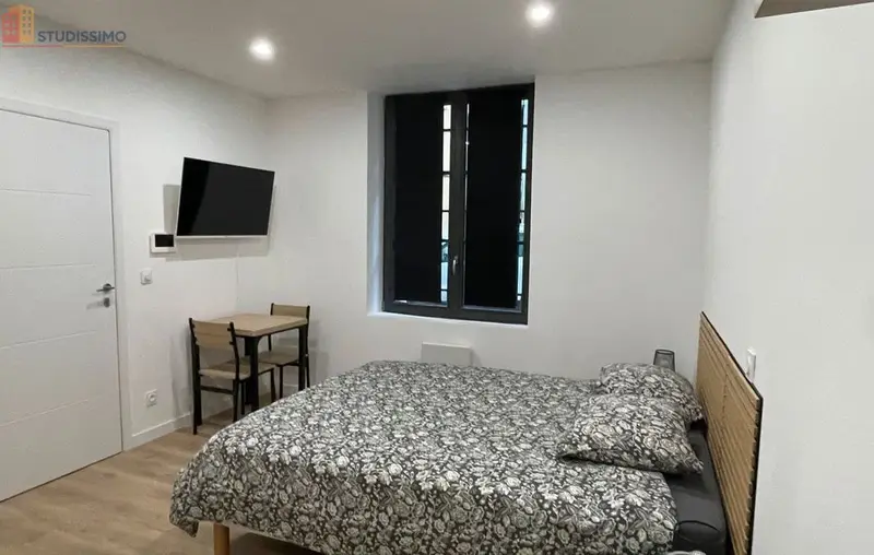Studio meublé 25m² Carcassonne centre-ville - Entièrement rénové - Photo 1
