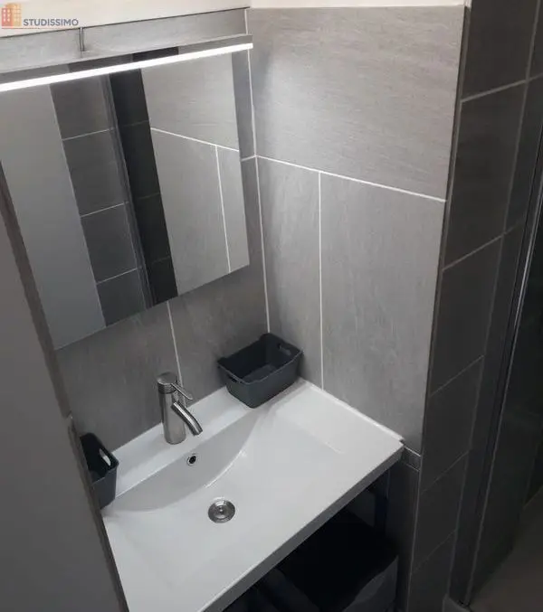Studio meublé 18m² Aix-en-Provence 13090 - Calme, 5e étage - Photo 2