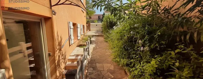 Studio meublé 25m² Martigues - Bord de mer, lumineux - Photo 1