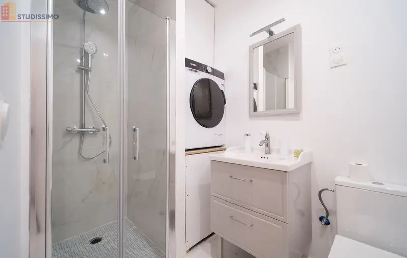 Studio meublé 36m² Marseille 1er - Meublé, 1er étage - Photo 1