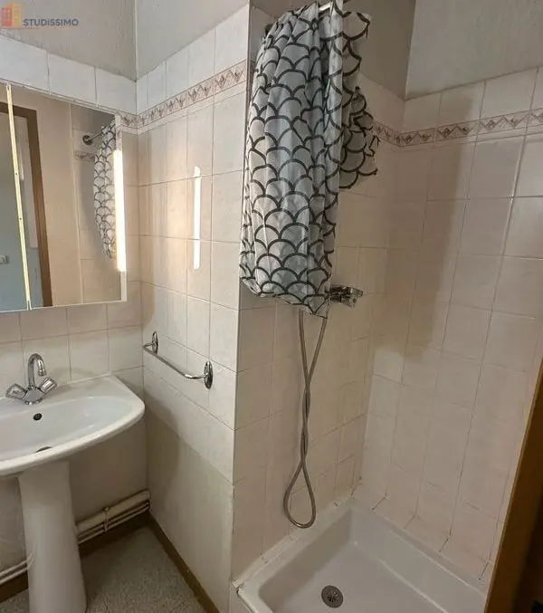 Studio meublé 17m² Aix-en-Provence 13090 - Meublé, 3e étage - Photo 2