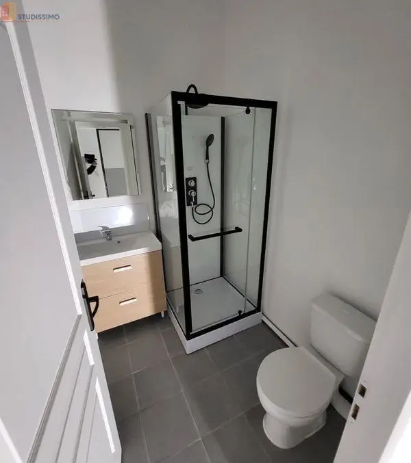 Studio 27m² Eyguières - 1er étage, DPE C - Photo 2