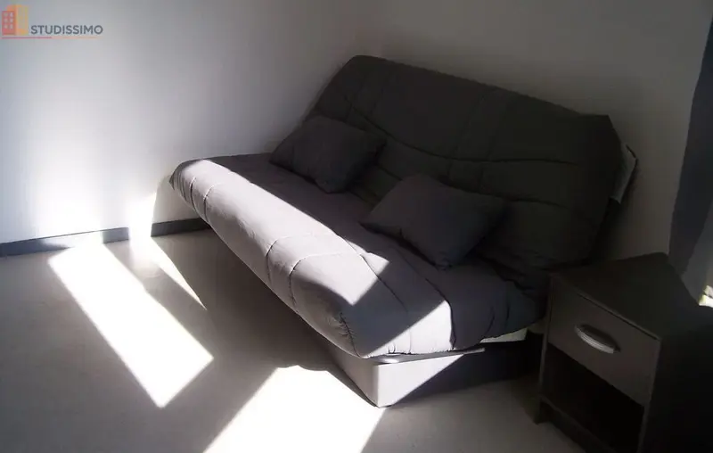 Studio meublé 19m² Caen - Lumineux, proche commodités - Photo 2
