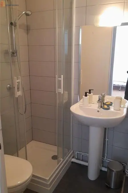 Studio meublé 25m² Caen centre - Meublé, calme - Photo 2