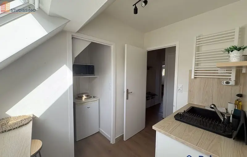 Studio 29m² Caen - Meublé, dernier étage - Photo 2