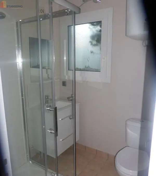 Studio 30m² Caen nord - Grand, parking inclus - Photo 2