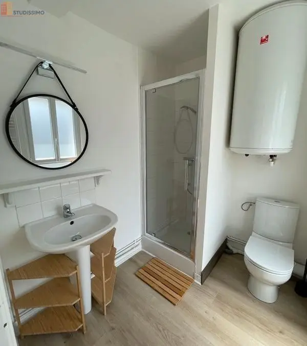 Studio meublé 30m² Honfleur - Lumineux, centre-ville - Photo 3