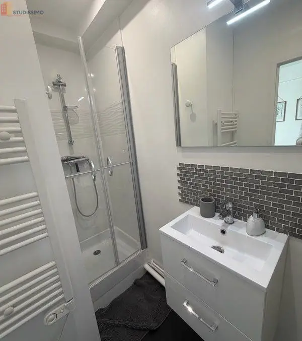Studio meublé 18m² Caen centre - Calme, proche commodités - Photo 3