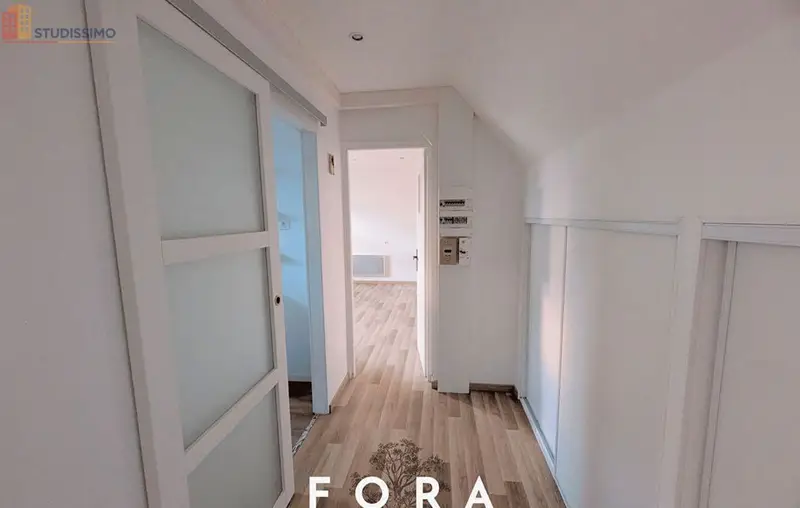 Studio 26m² Condé-en-Normandie - Étage 1/2 - Photo 8