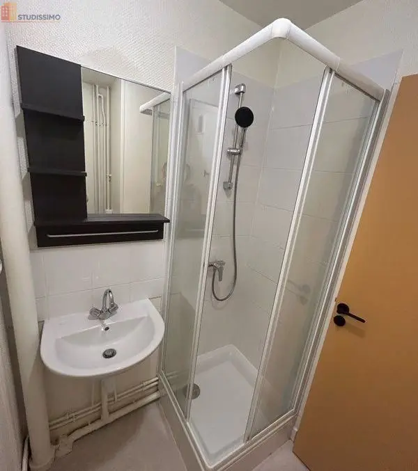 Studio 22m² Caen 14000 - Meublé, proche port - Photo 2