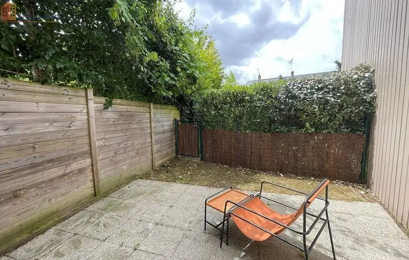 Studio meublé 17m² Caen - Meublé, DPE D - Photo 2