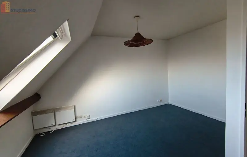 Studio 20m² Lisieux centre-ville - Dernier étage, lumineux - Photo 1