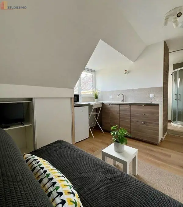 Studio meublé 11m² Caen 14000 - Meublé, dernier étage - Photo 9