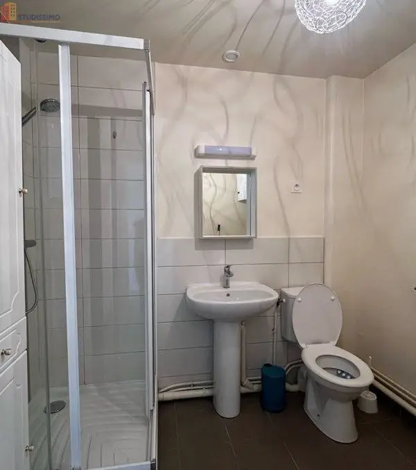 Studio meublé 18m² Caen centre-ville - Calme, lumineux - Photo 1