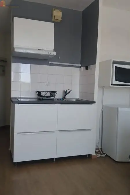 Studio meublé 19m² Caen 14000 - Meublé, 2e étage - Photo 2