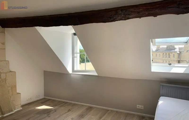 Studio meublé 16m² Caen centre - Lumineux, 3e étage - Photo 2