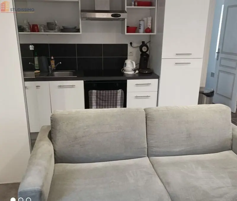 Studio meublé 20m² Bayeux - Lumineux, meublé - Photo 2