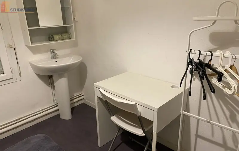 Studio meublé 12m² Vire Normandie - Meublé, chambre aménagée - Photo 4