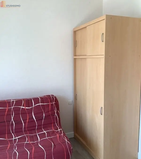 Studio meublé 16m² Aurillac - Meublé, DPE D - Photo 4