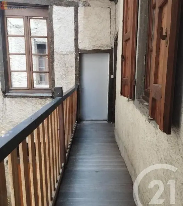 Studio meublé 27m² Aurillac - Meublé, 1er étage - Photo 3