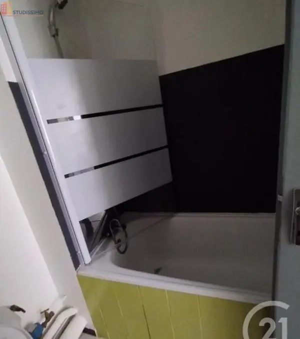 Studio meublé 27m² Aurillac - Meublé, 1er étage - Photo 1