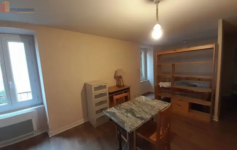 Studio 28m² Aurillac - lumineux, proche centre-ville - Photo 3