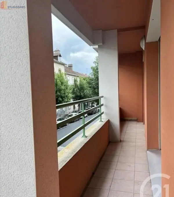 Studio 35m² Aurillac - DPE D, 1er étage - Photo 3
