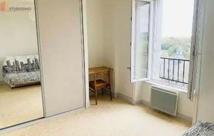 Studio meublé 27m² Saint-Flour centre - Meublé, 1 chambre - Photo 4