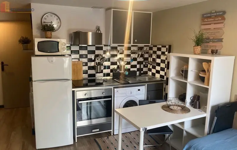 Studio meublé 22m² Aurillac centre-ville - Meublé, lumineux - Photo 1