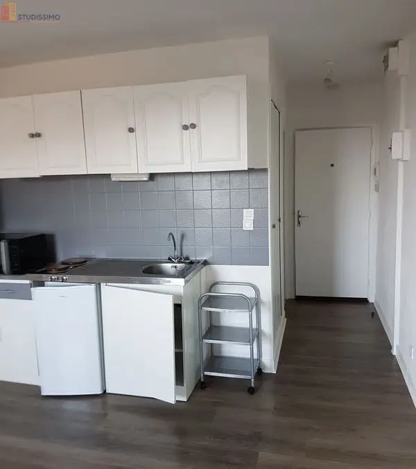 Studio 25m² Aurillac - Parking, 1er étage - Photo 1