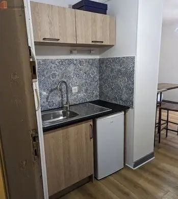 Studio meublé 18m² Aurillac - Calme, terrasse - Photo 1