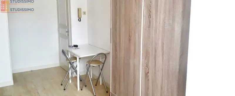 Studio meublé 20m² Saint-Flour - Meublé, 2e étage - Photo 5