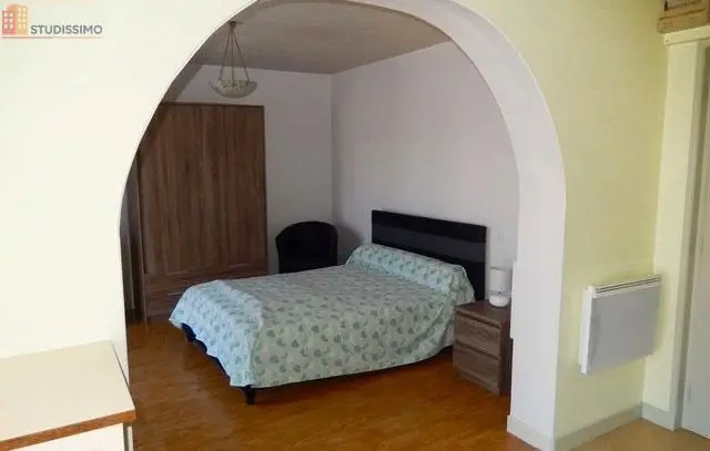 Studio meublé 25m² Saint-Flour - Meublé, dernier étage - Photo 5