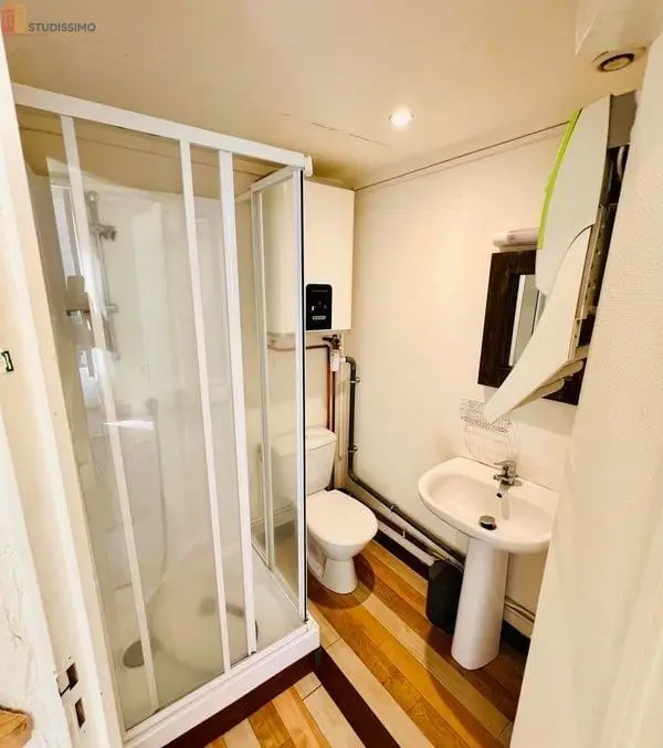 Studio meublé 20m² Aurillac centre - Idéal étudiant, proche mairie - Photo 3