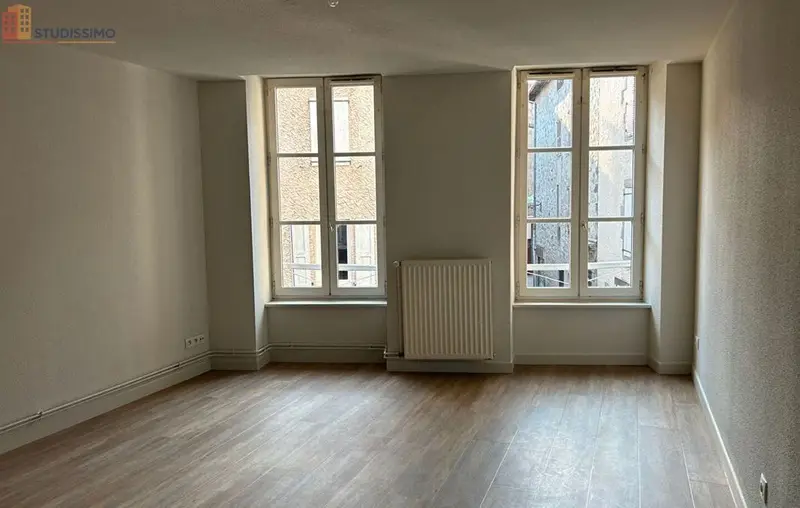 Studio 37m² Aurillac - Lumineux, 1er étage - Photo 5