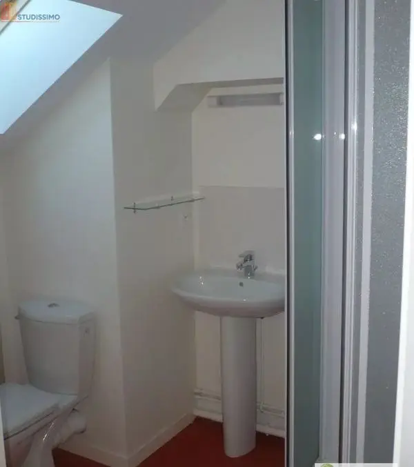 Studio 28m² Angoulême - Duplex, DPE C - Photo 4