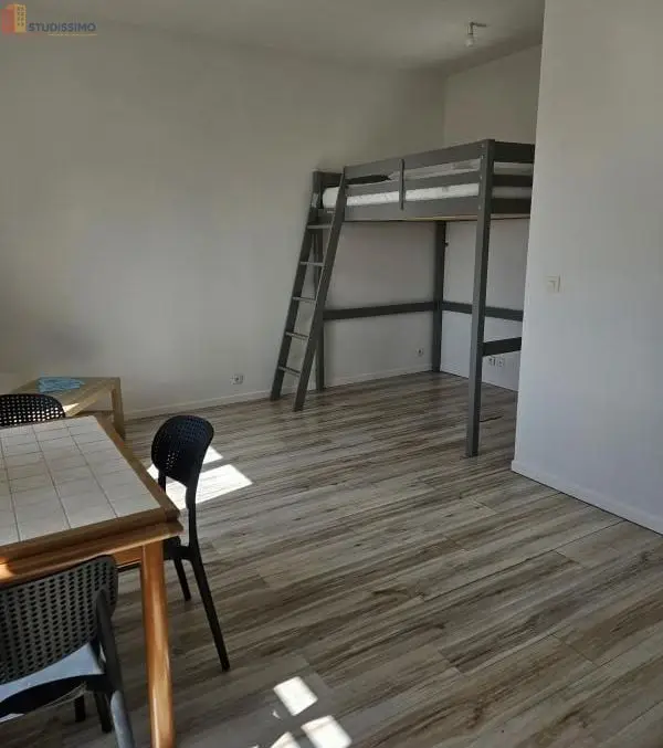 Studio meublé 25m² Angoulême - Meublé, DPE D - Photo 4