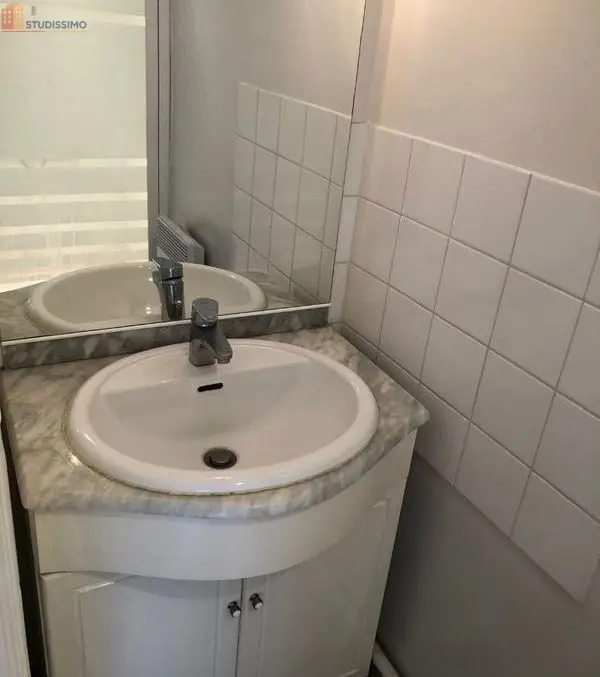 Studio 16m² Angoulême - 2e étage, lumineux - Photo 3