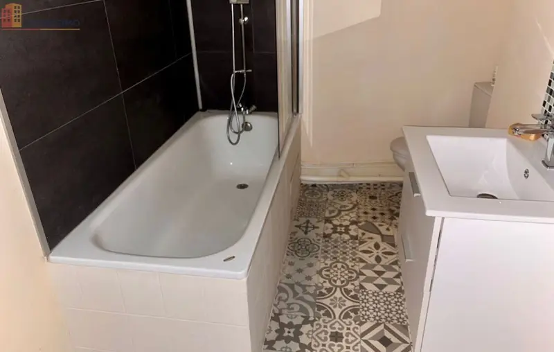 Studio 41m² Angoulême - Lumineux, proche centre-ville - Photo 9
