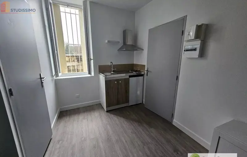 Studio 16m² Angoulême - Sans caractéristique mentionnée - Photo 1