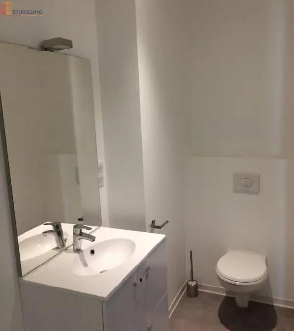 Studio meublé 19m² Angoulême - Lumineux, DPE A - Photo 9