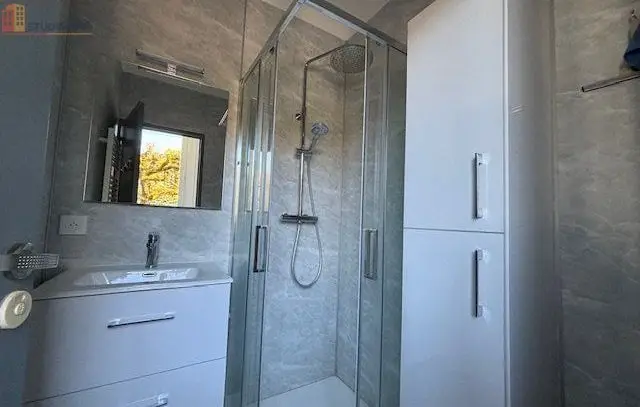 Studio meublé 21m² Angoulême - Meublé, lumineux - Photo 2