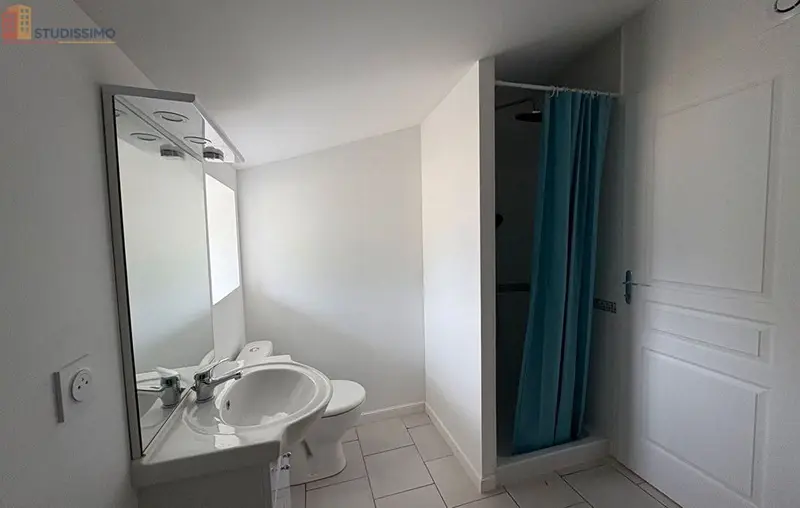 Studio 27m² La Couronne 16400 - Photo 4