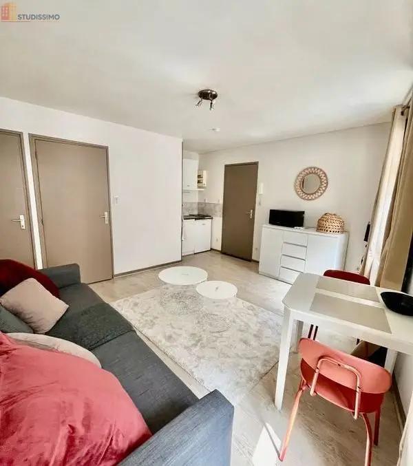 Studio meublé 22m² Angoulême - Rez-de-chaussée, lumineux - Photo 2