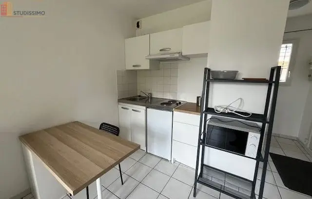 Studio 18m² Angoulême - Meublé, petite terrasse - Photo 3
