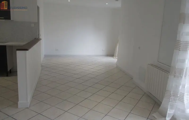 Studio 53m² Montmoreau 16190 - Centre, lumineux - Photo 1